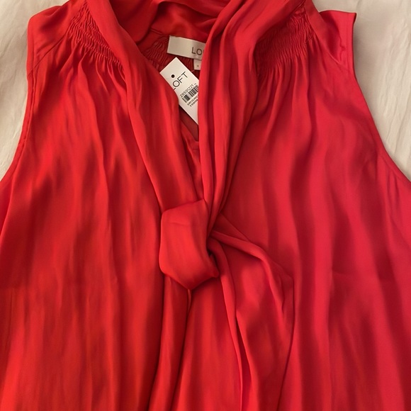 Loft Red Sleeveless Blouse with tie neck Small - Picture 4 of 4
